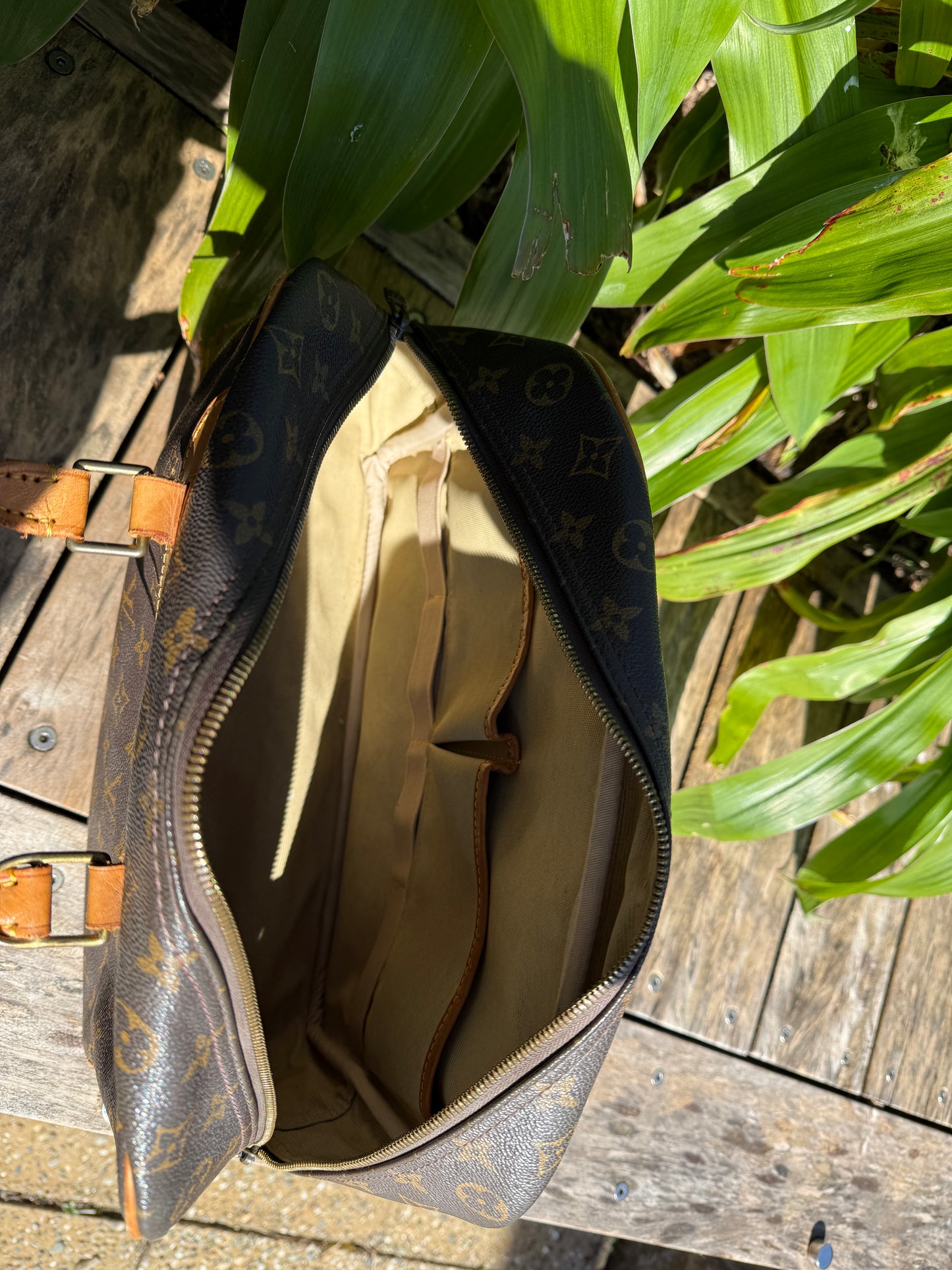 Louis Vuitton Deauvill