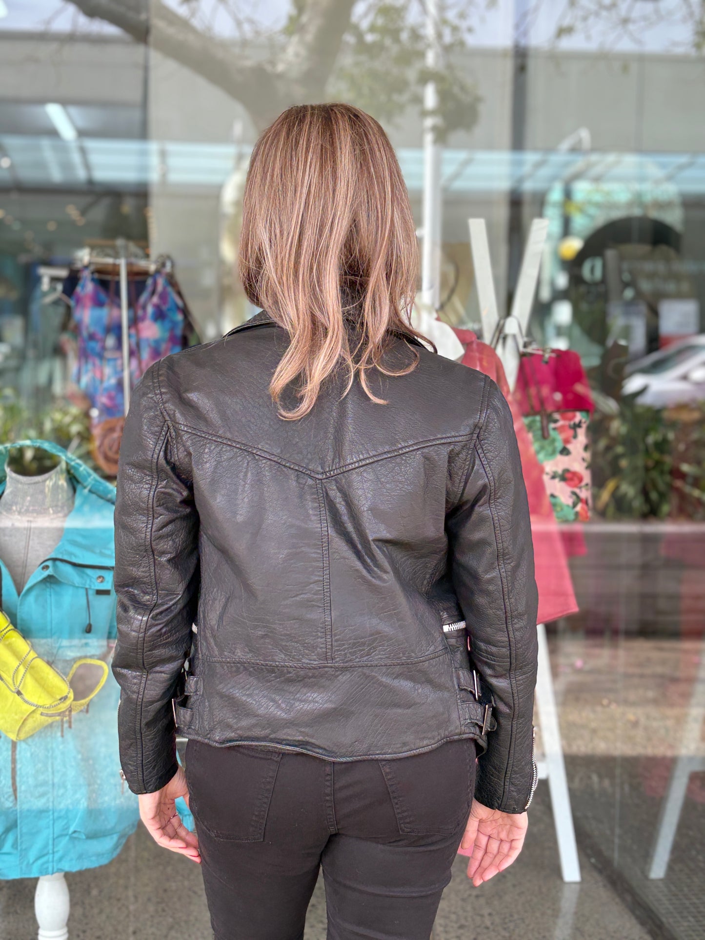 Neuw Leather