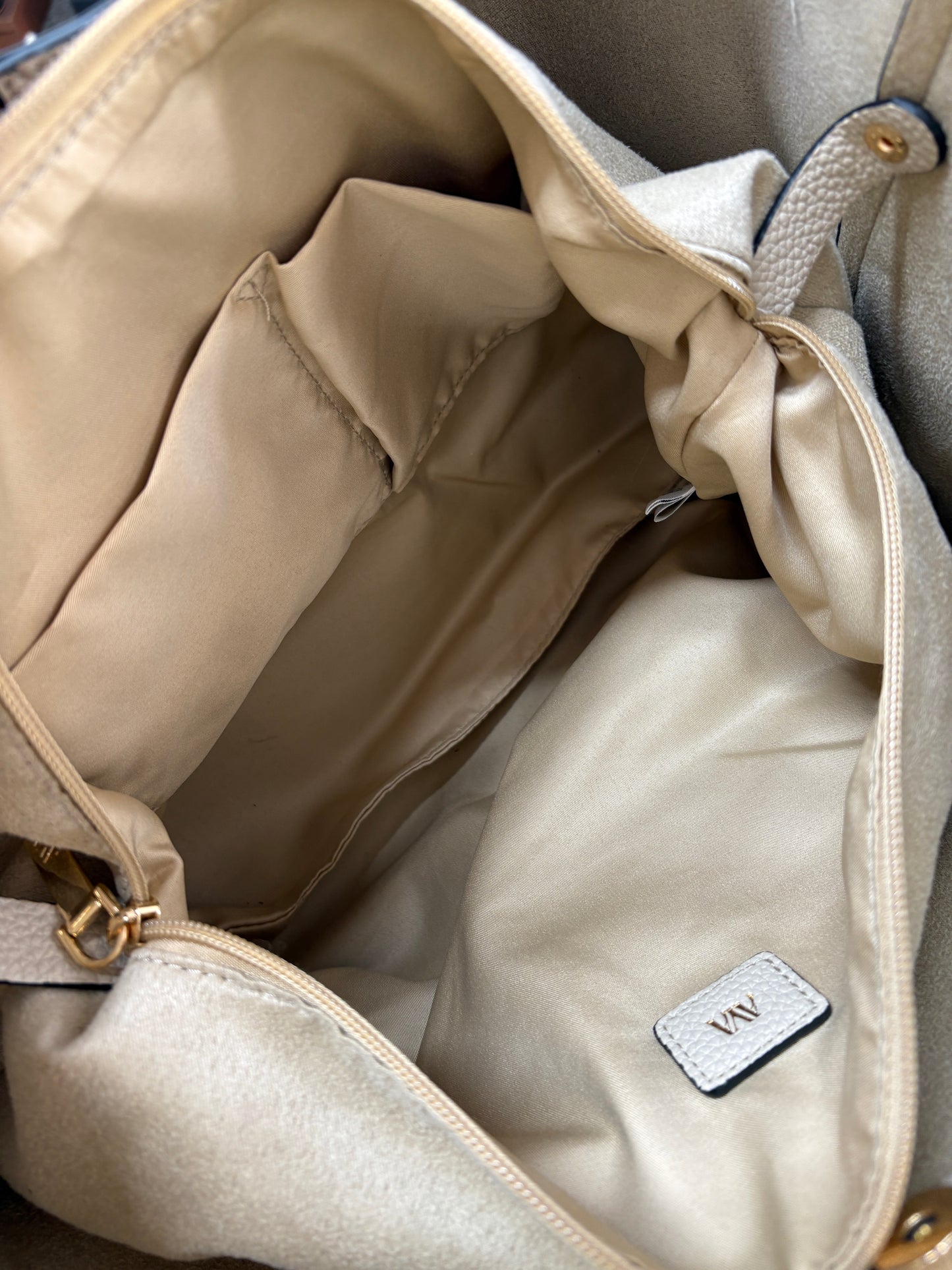 Bag AYA