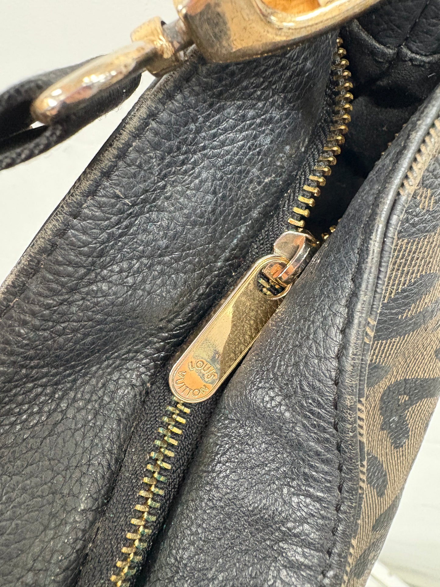 Bag Louis Vuitton
