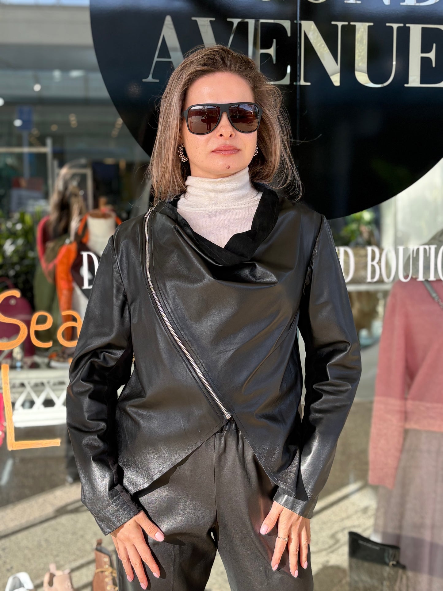 Moochi Jacket leather