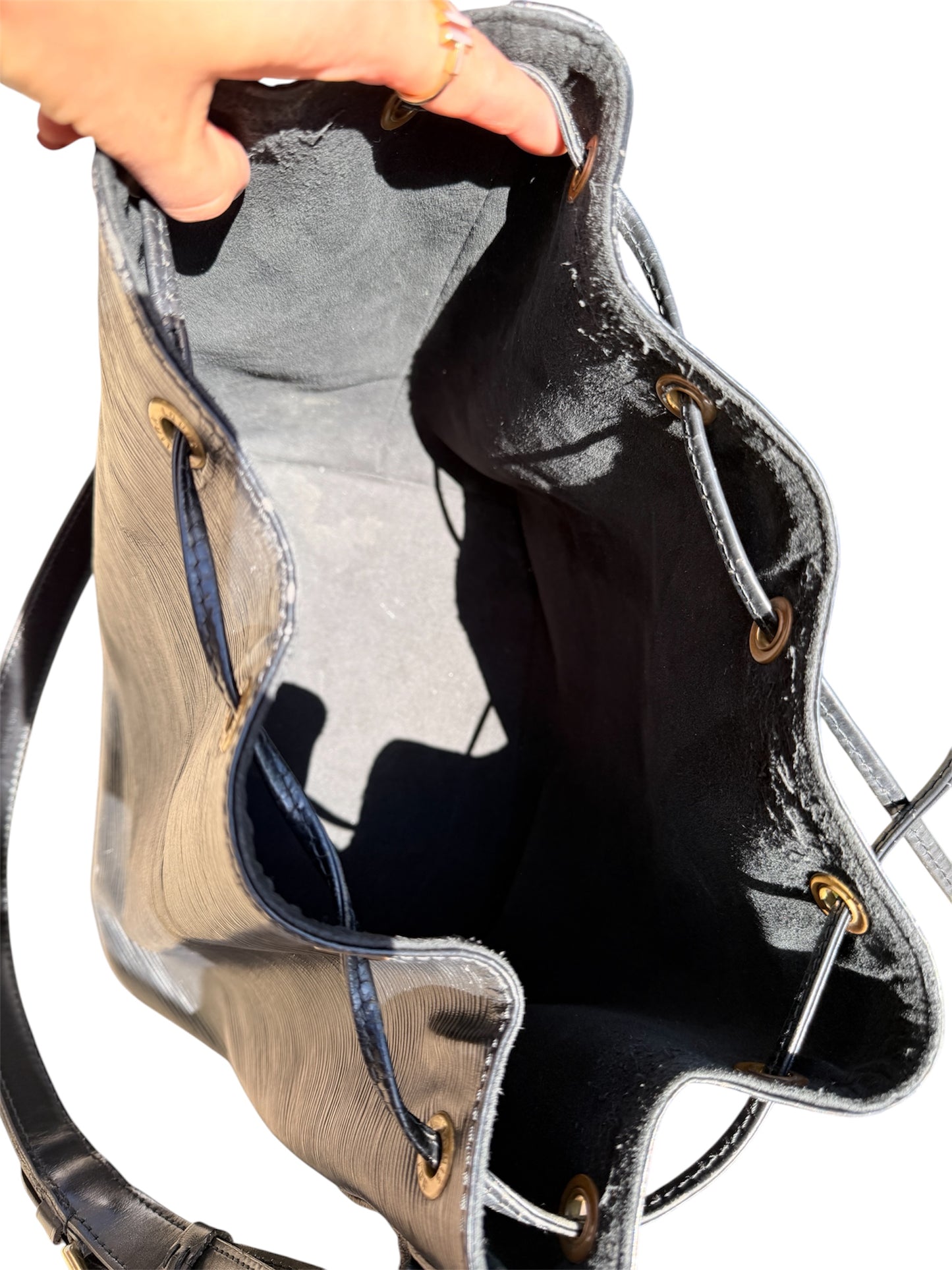 Louis Vuitton Black Neo Bucket