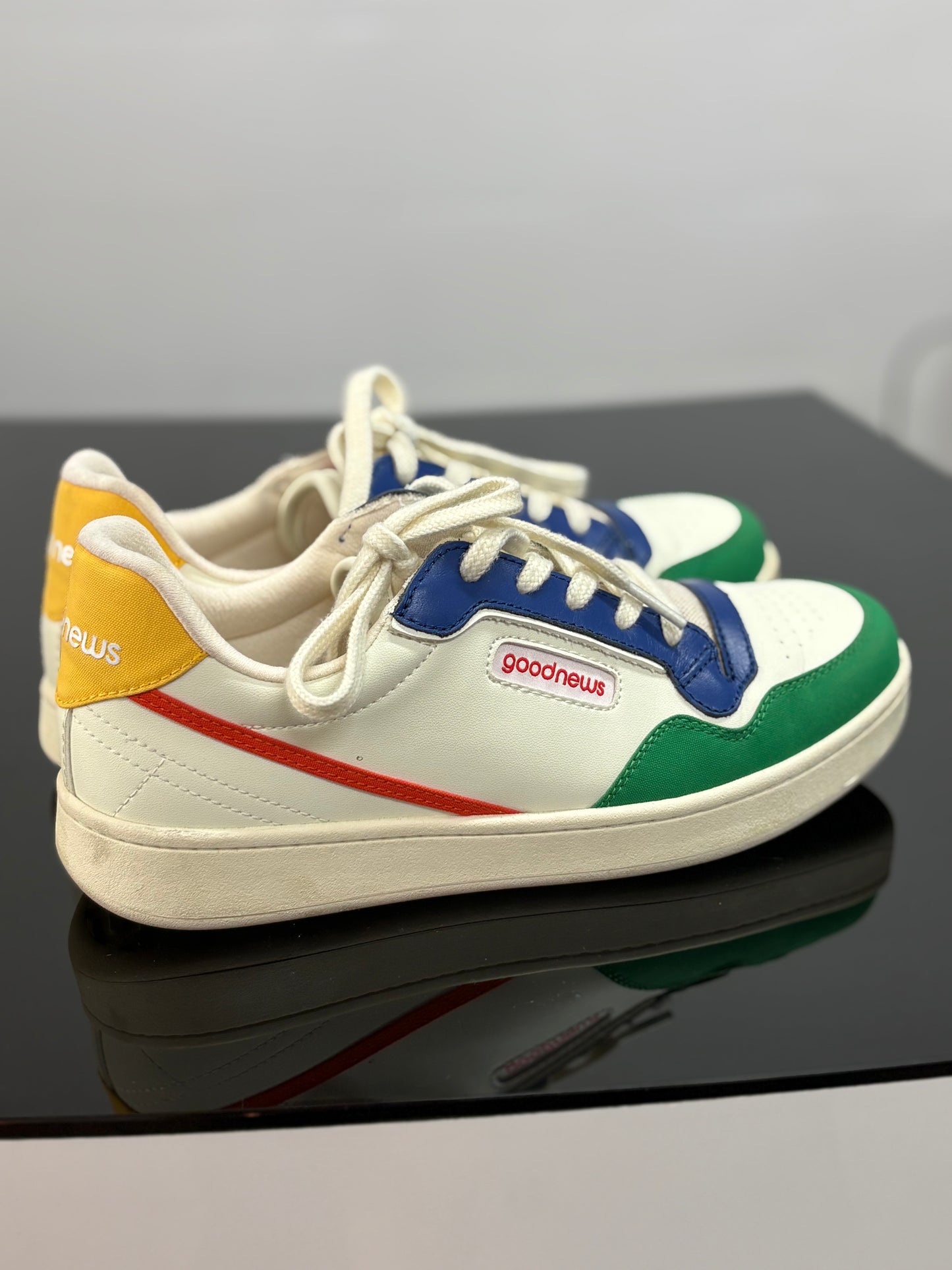 Goodnews Sneakers