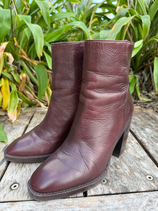 Stuart Weitzman