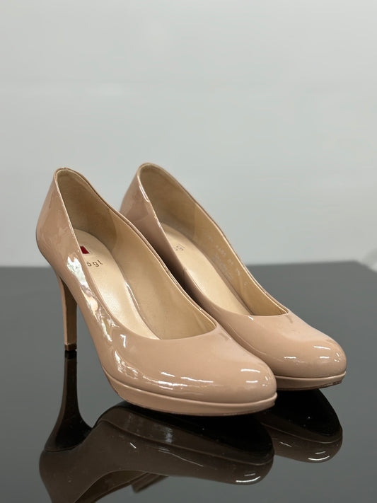 Heels Hogl