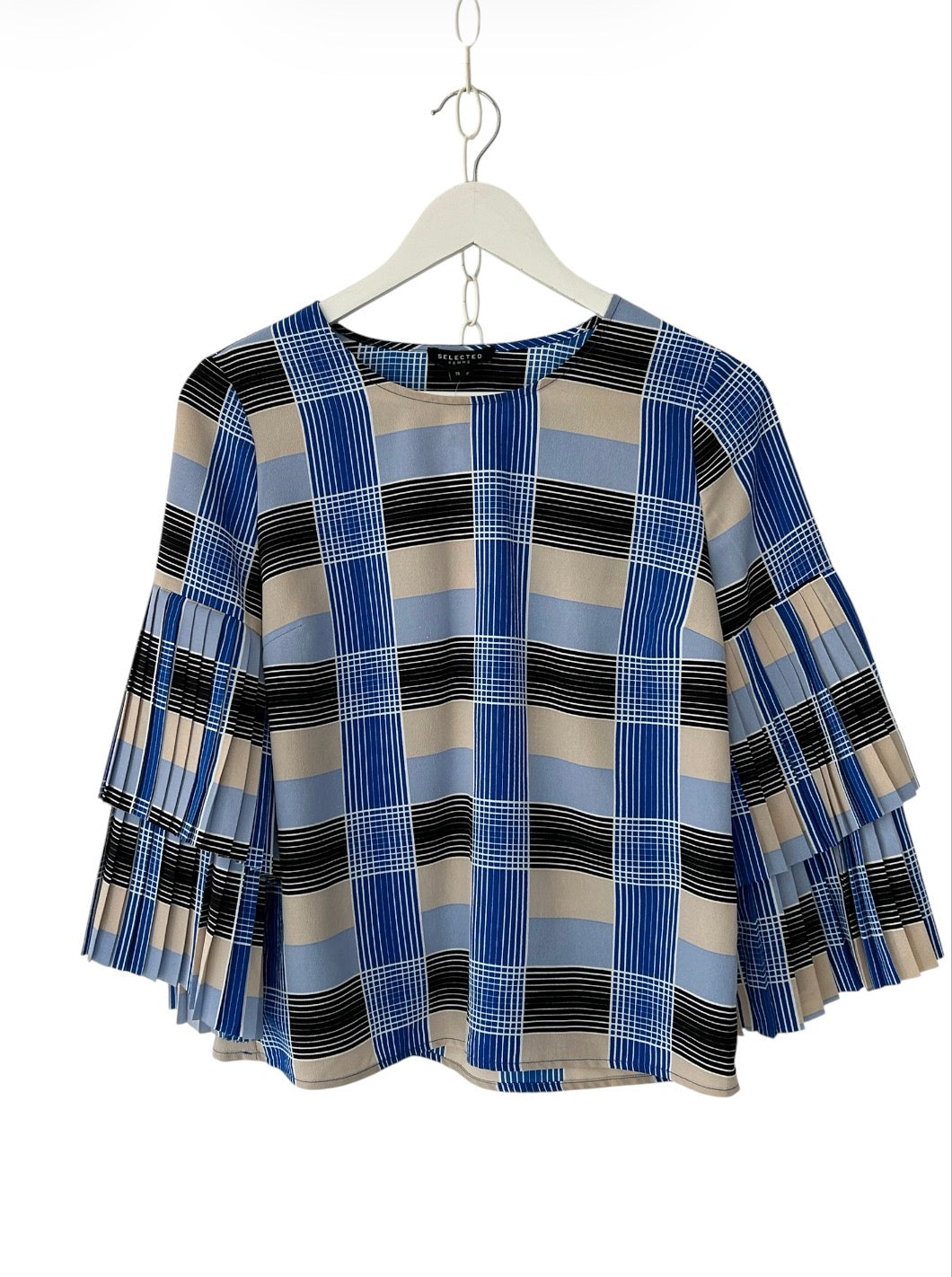 Selected Patterned Top