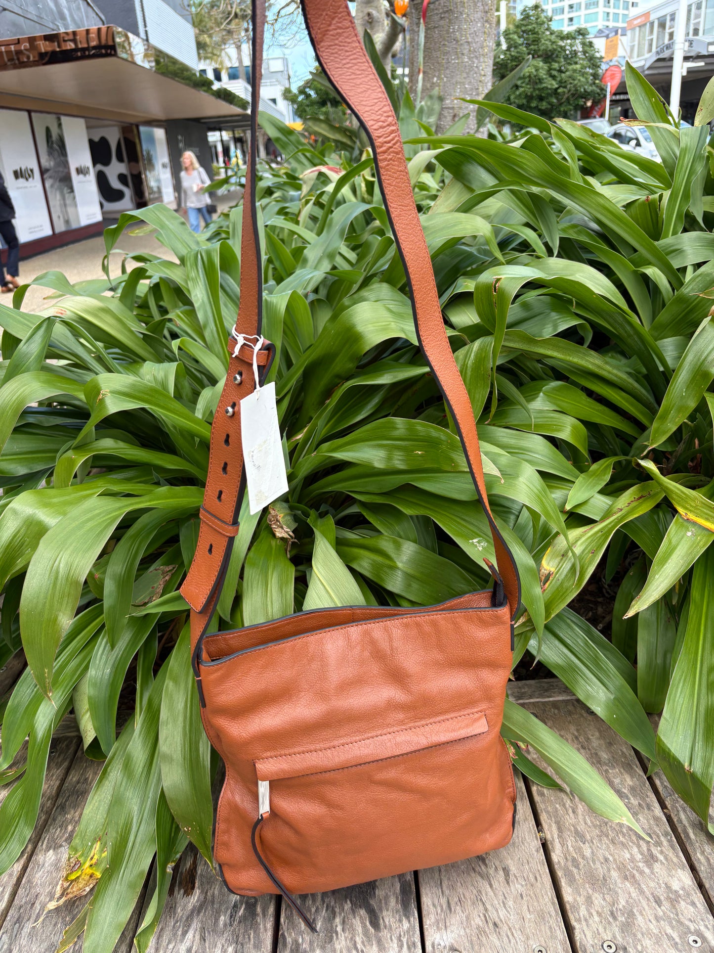 Cross Body Country Road NEW
