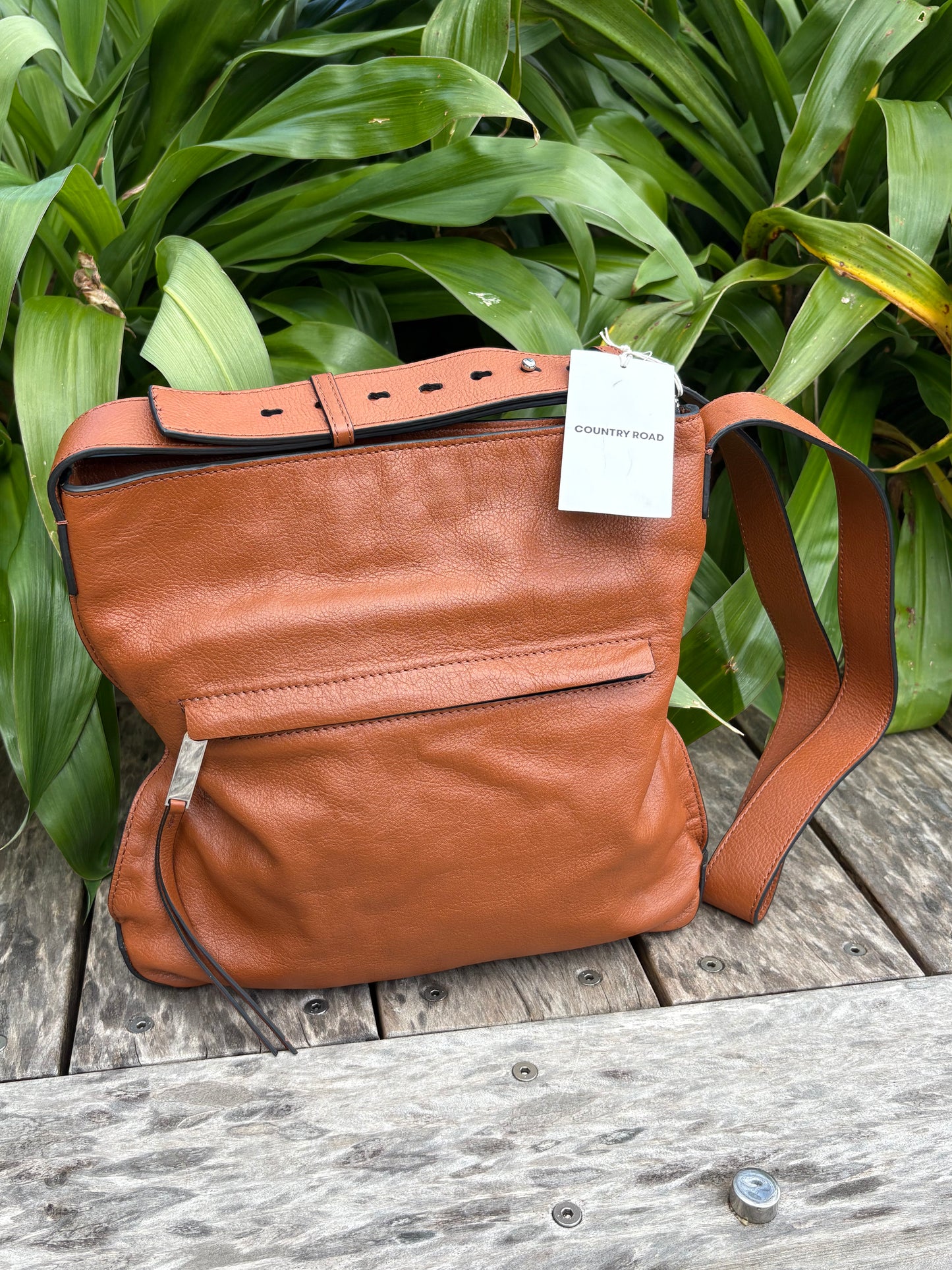 Cross Body Country Road NEW
