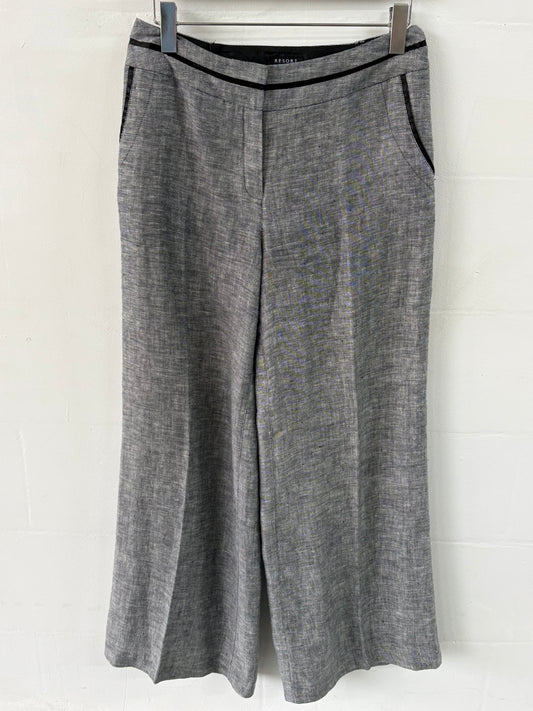 Pants Resort