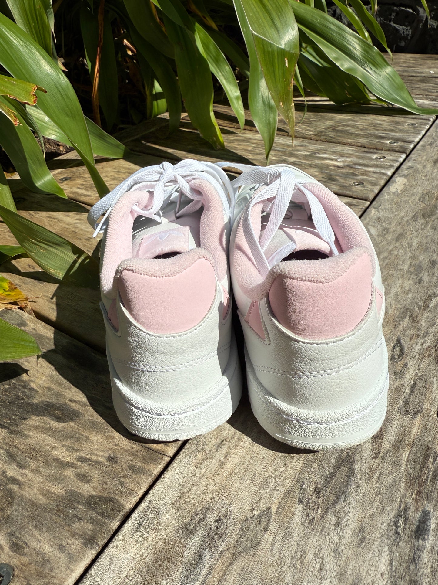 Adidas Sneakers
