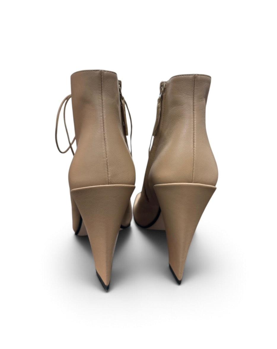 Victoria Beckham  Boots