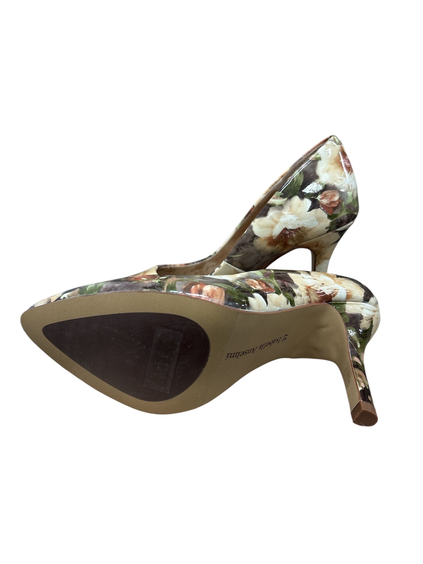Isabella Anselmi  Heels