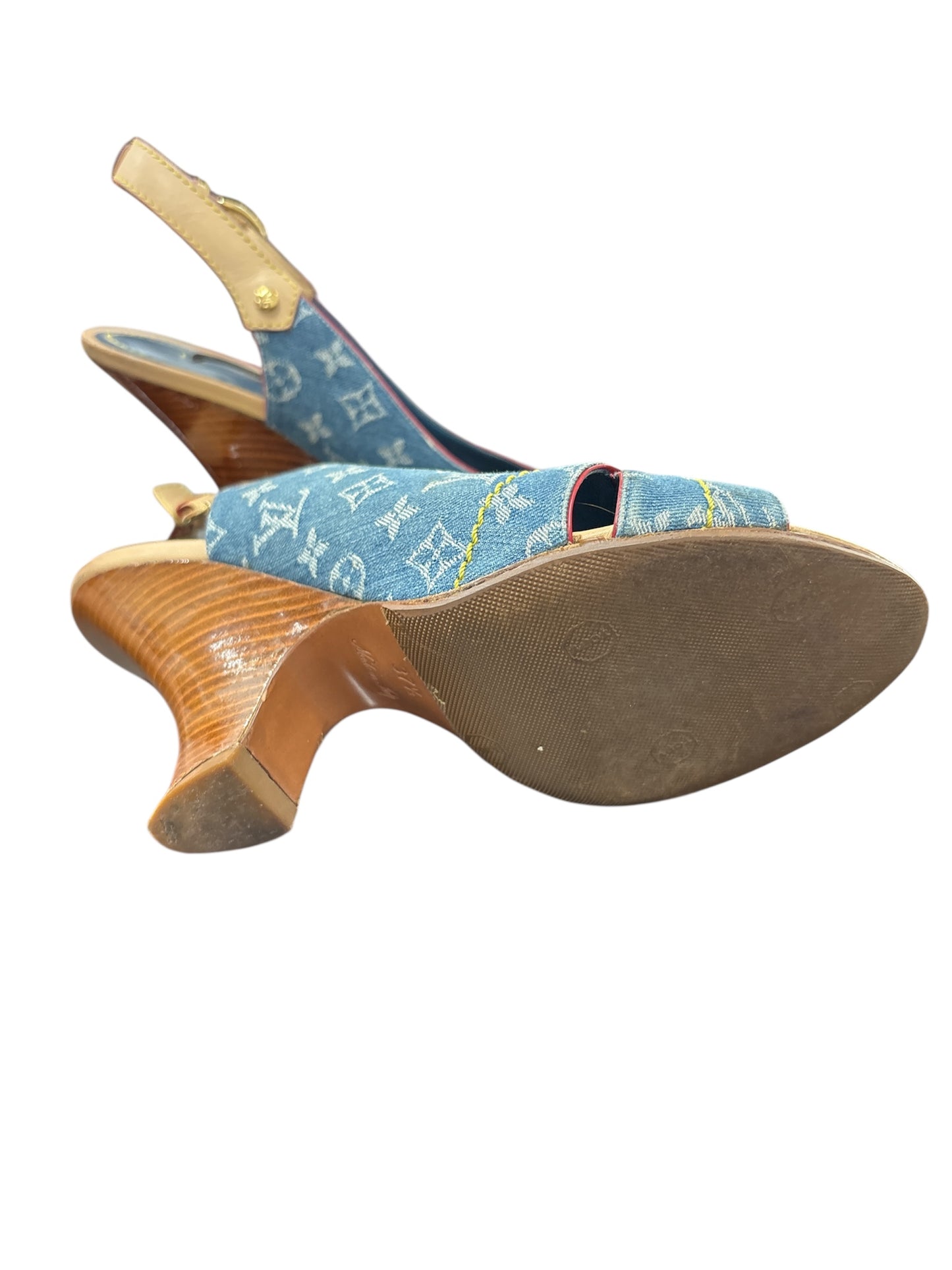 Louis Vuitton Slingback heels