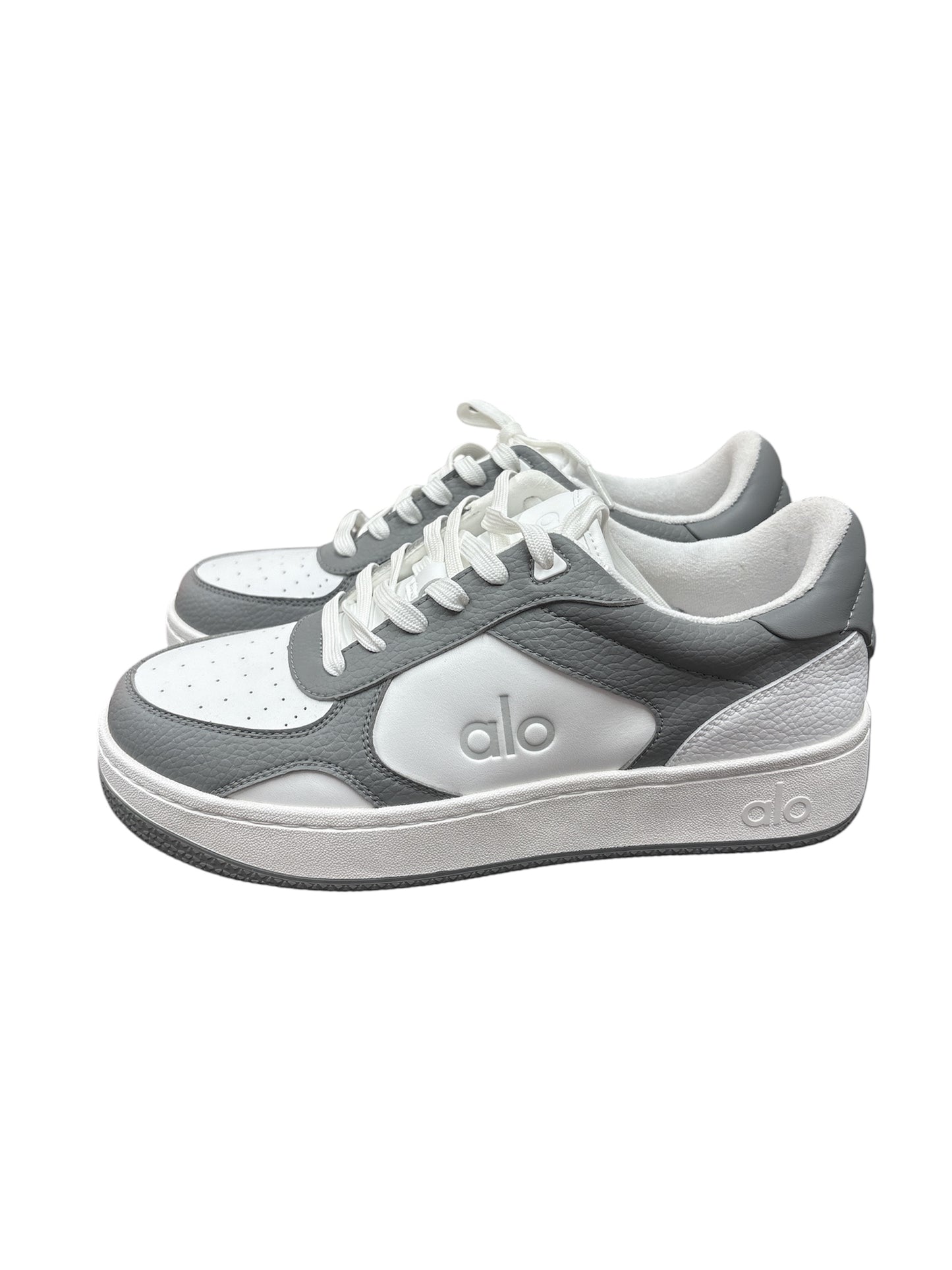 Alo Sneakers
