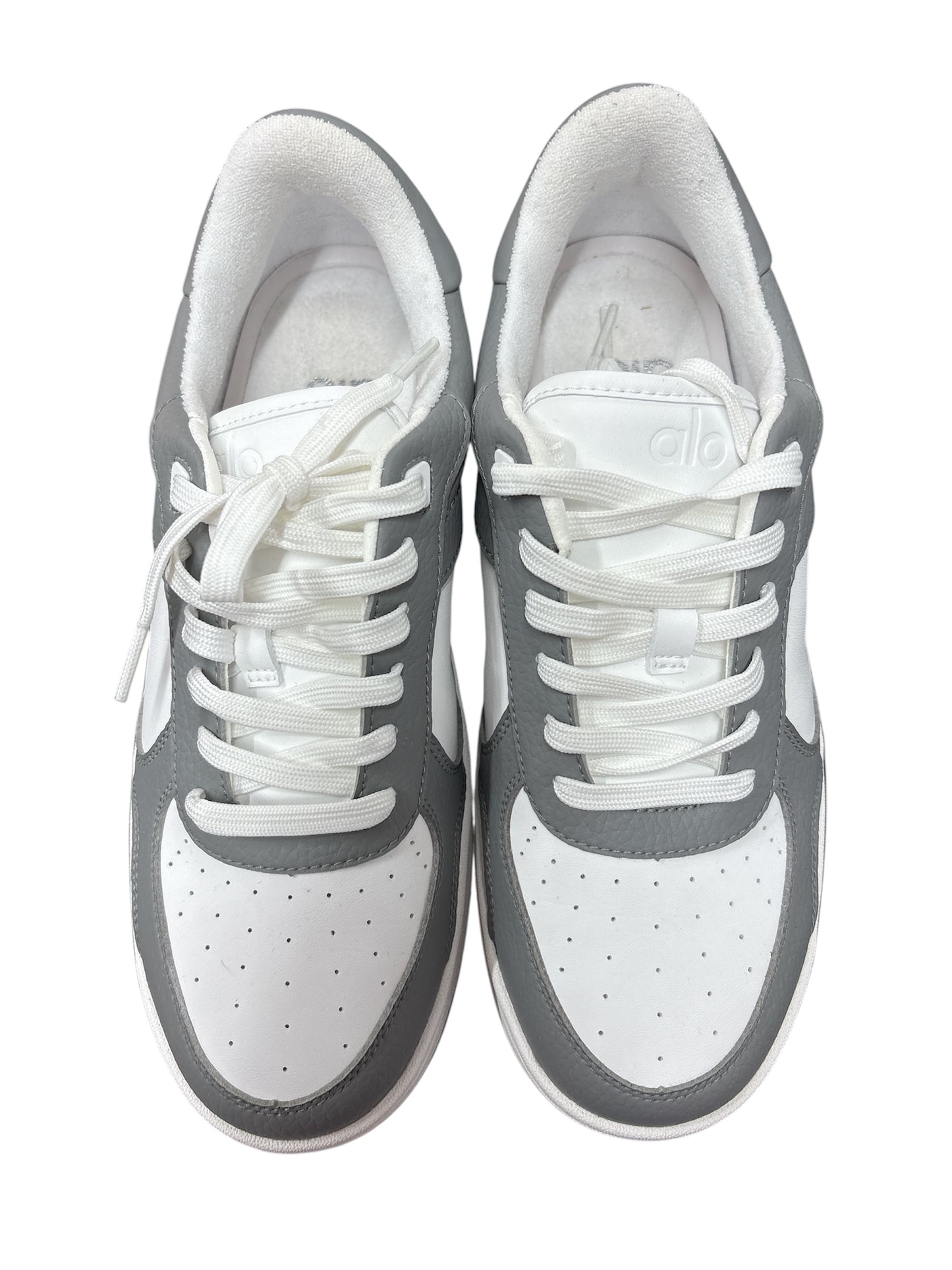 Alo Sneakers