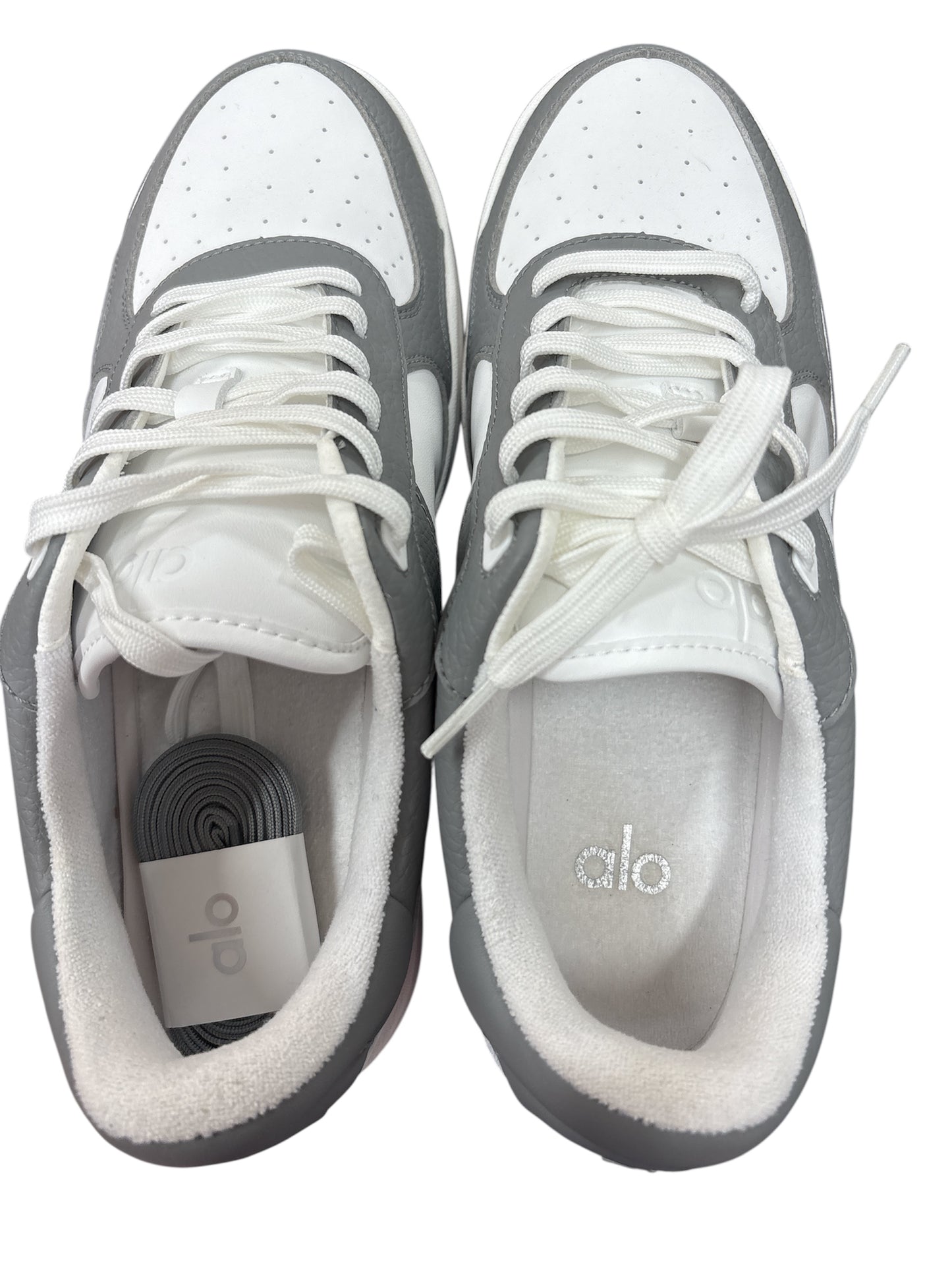 Alo Sneakers
