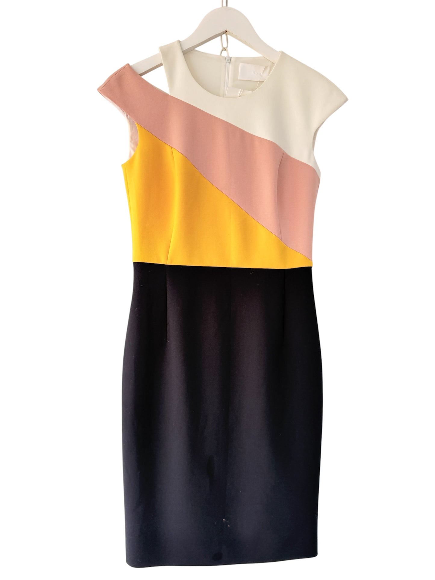 Boss the Dress