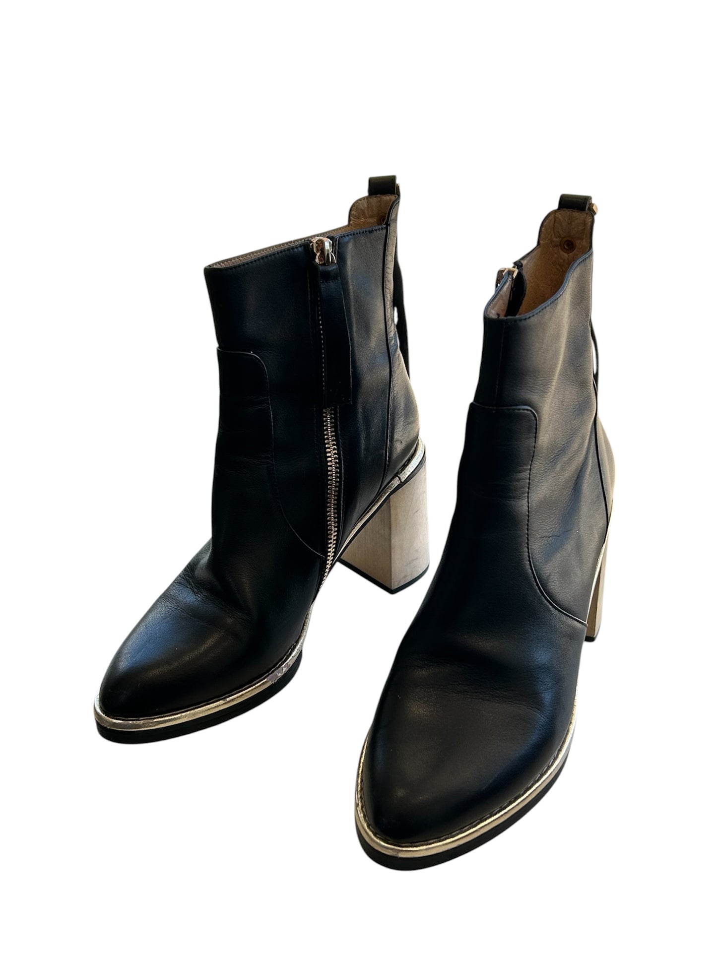 Tamara Short Boots