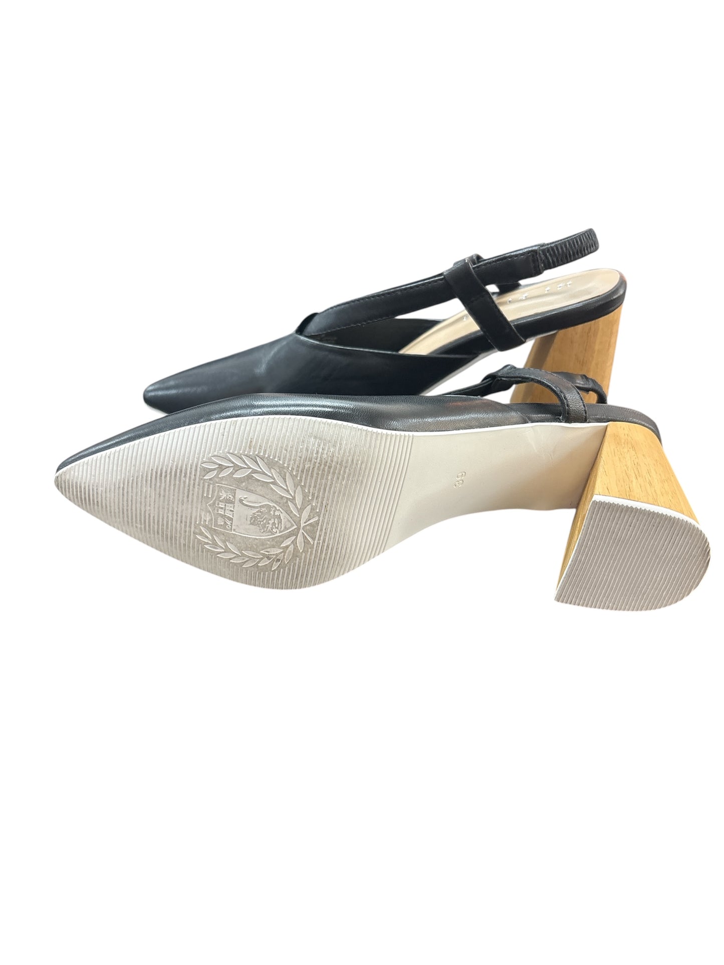 Mi Piaci Heels