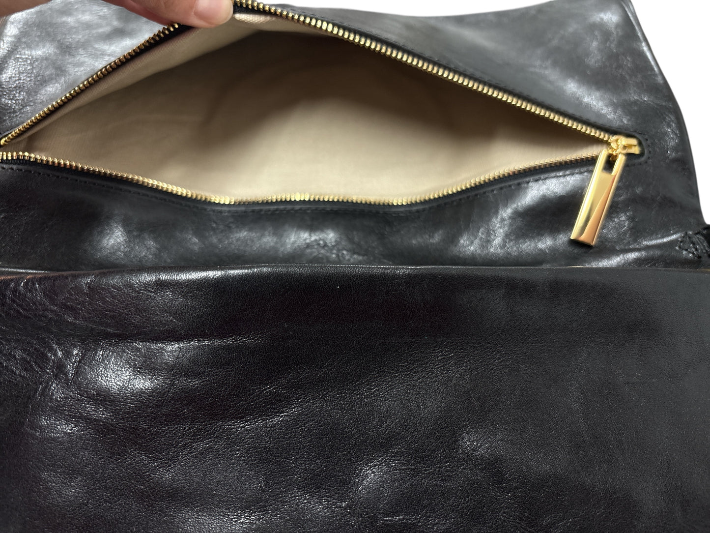 Clutch Tory Burch