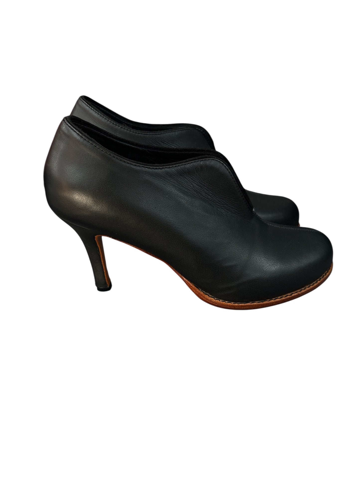 Mules Bettie Monroe